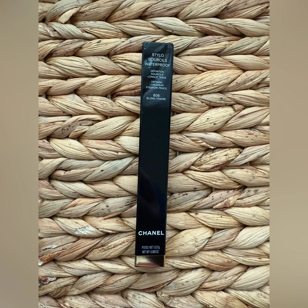 CHANEL STYLO SOURCILS WATERPROOF DEFINING LONGWEAR EYEBROW PENCIL🤎 - Picture 4 of 5